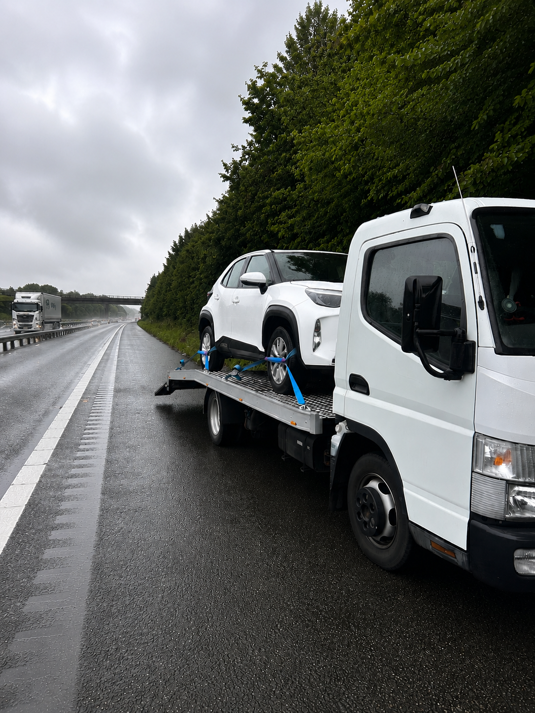 M3 motorway breakdown recovery and towing service
