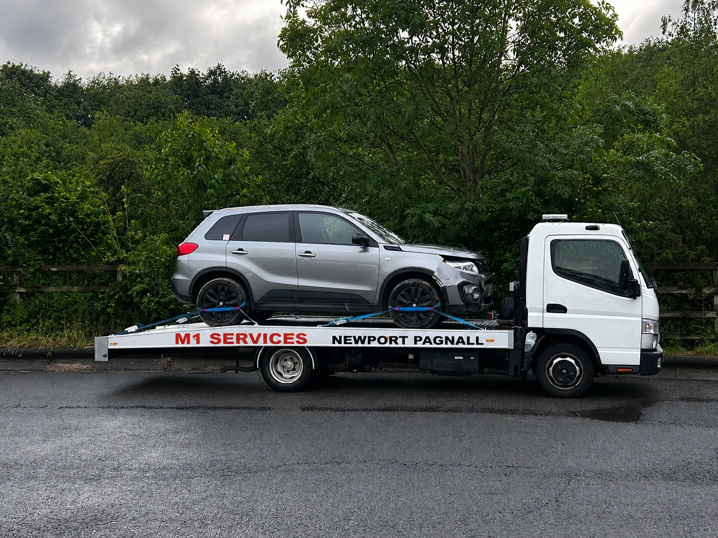 M3 motorway recovery near service areas and lay-bys